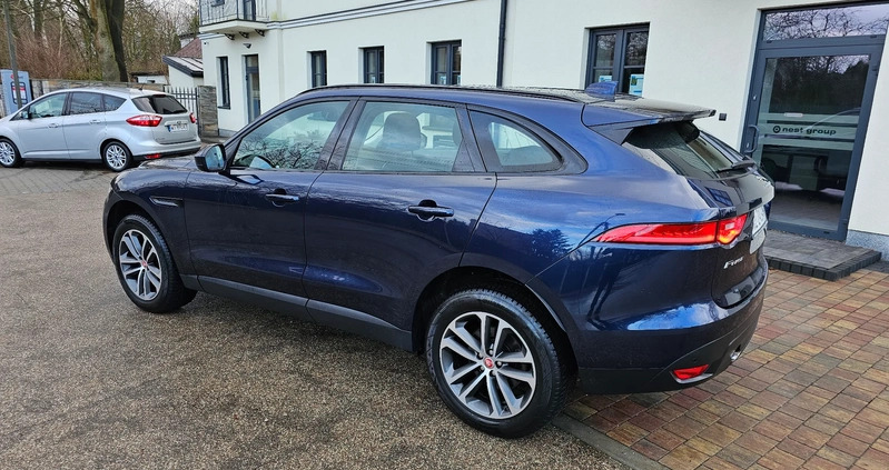 Jaguar F-Pace cena 92900 przebieg: 195000, rok produkcji 2017 z Gostyń małe 781